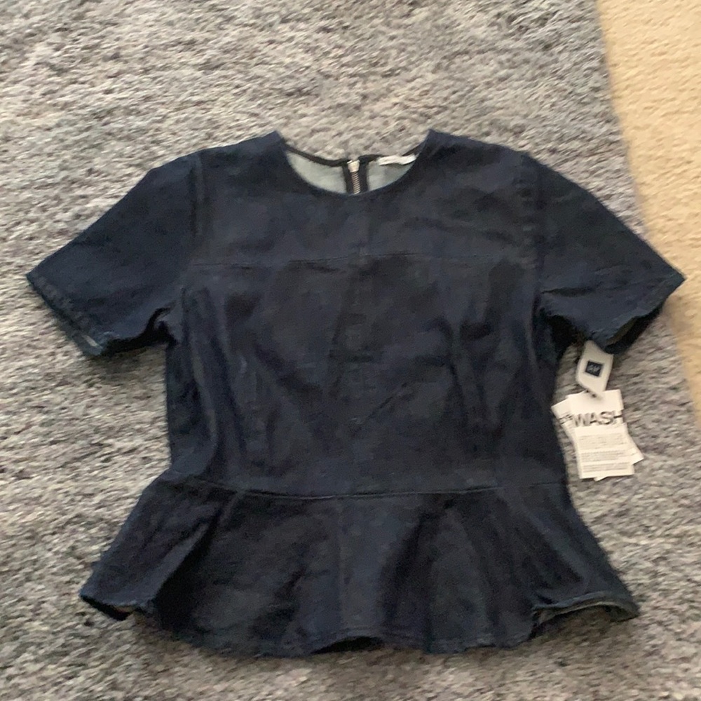 Gap denim peplum top. NWT.  Zippered back